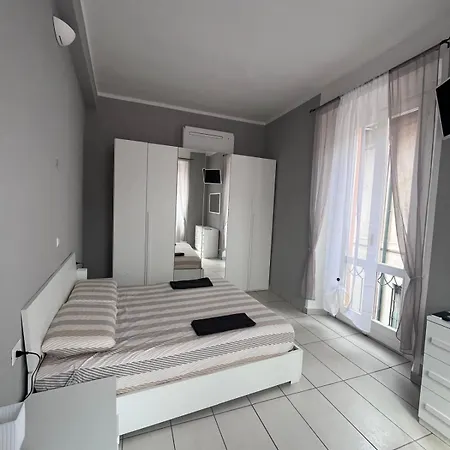 Casa Castagna - * Lecco