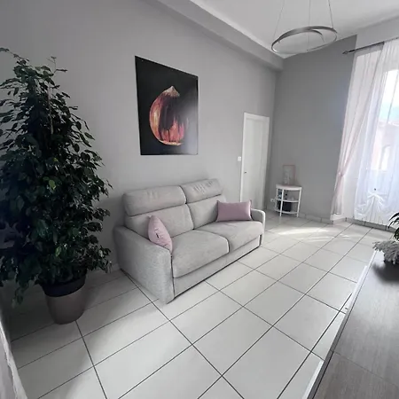 Apartment Casa Castagna - *
